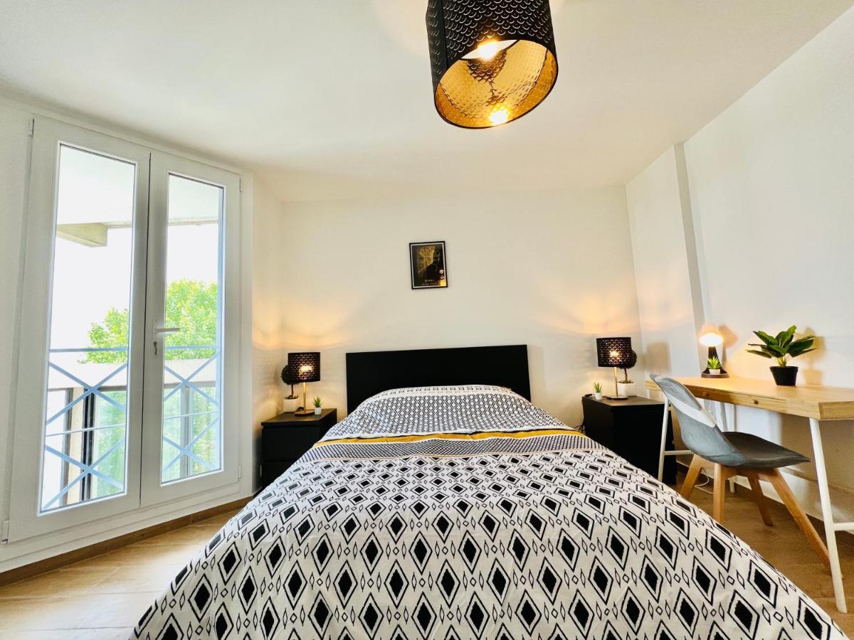 Appartement Luxueux Et Cosy Cergy Esterno foto